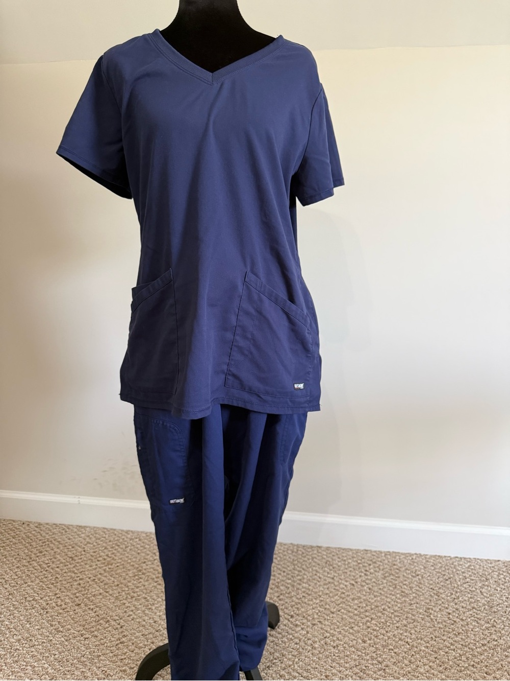 Grey’s Anatomy by Barco Navy Stretch Scrub Set Size M